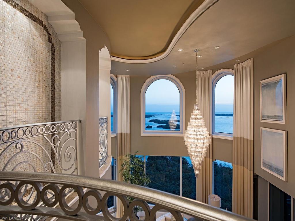 LA SCALA AT THE COLONY - Residential