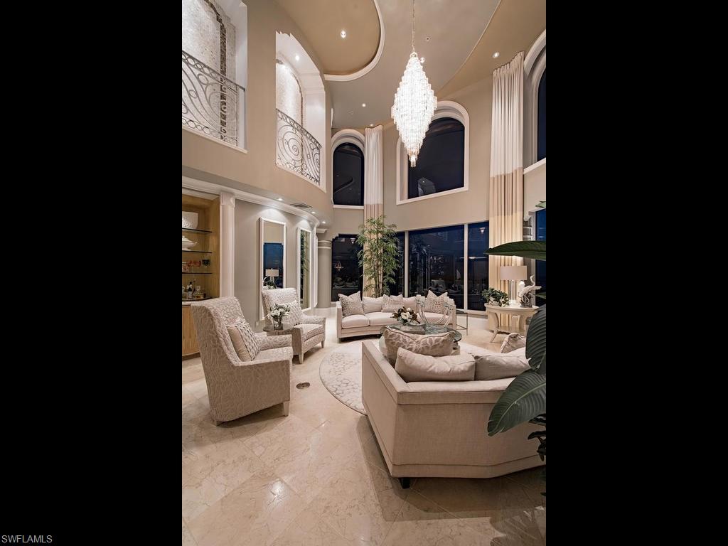 LA SCALA AT THE COLONY - Residential