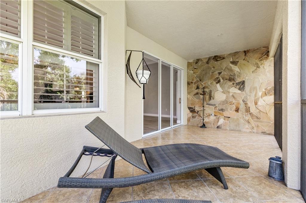 BAY WOODS - Residential