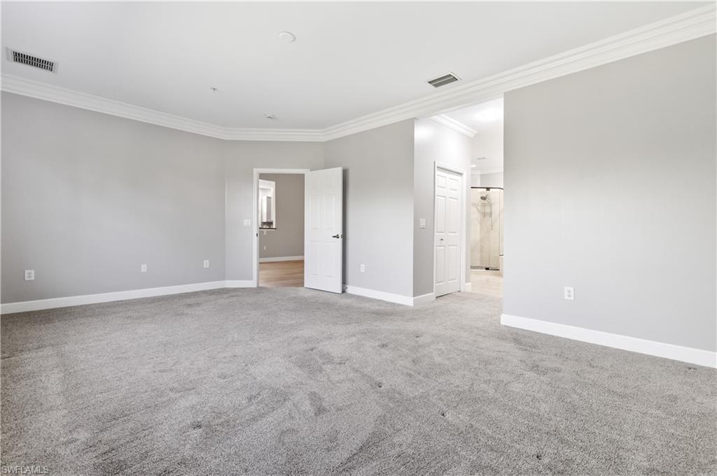 BAY WOODS - Residential