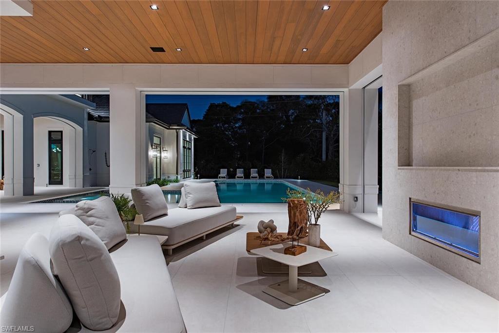 PINE RIDGE - Residential