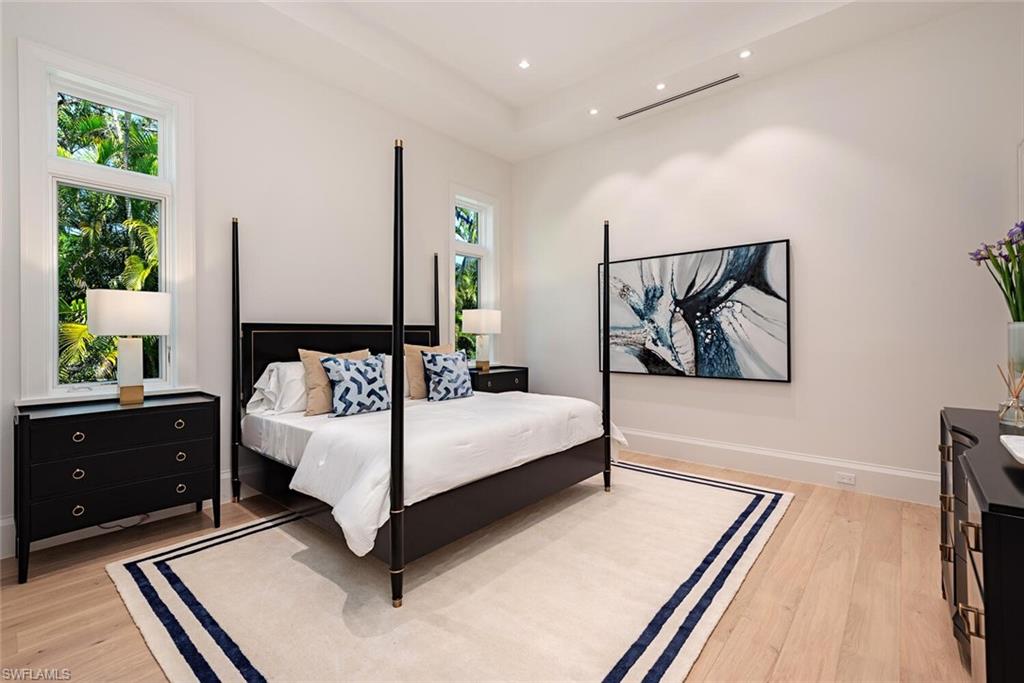 PINE RIDGE - Residential