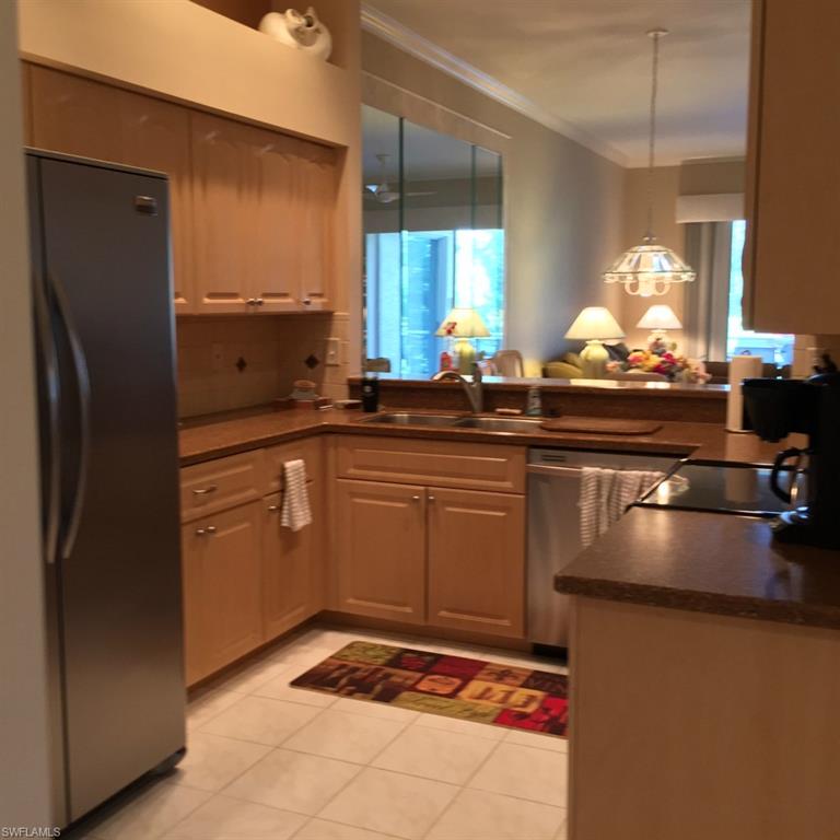 VILLAS AT OLDE HICKORY - Residential