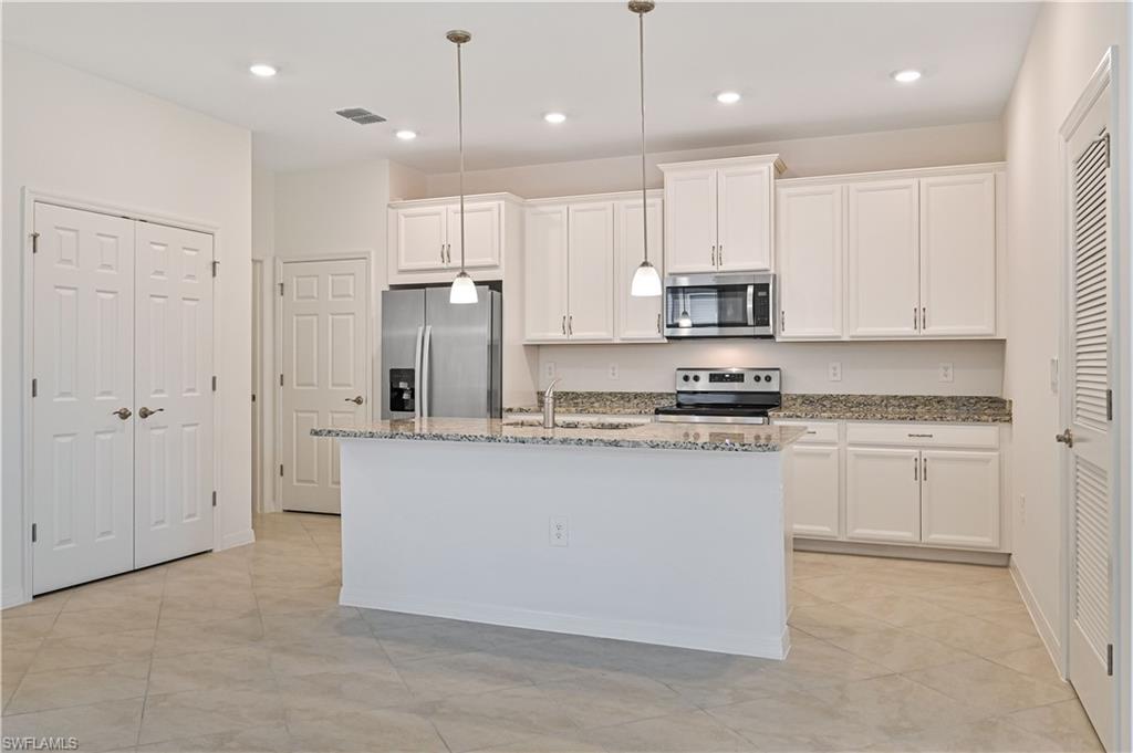 LINDSFORD - Residential Lease