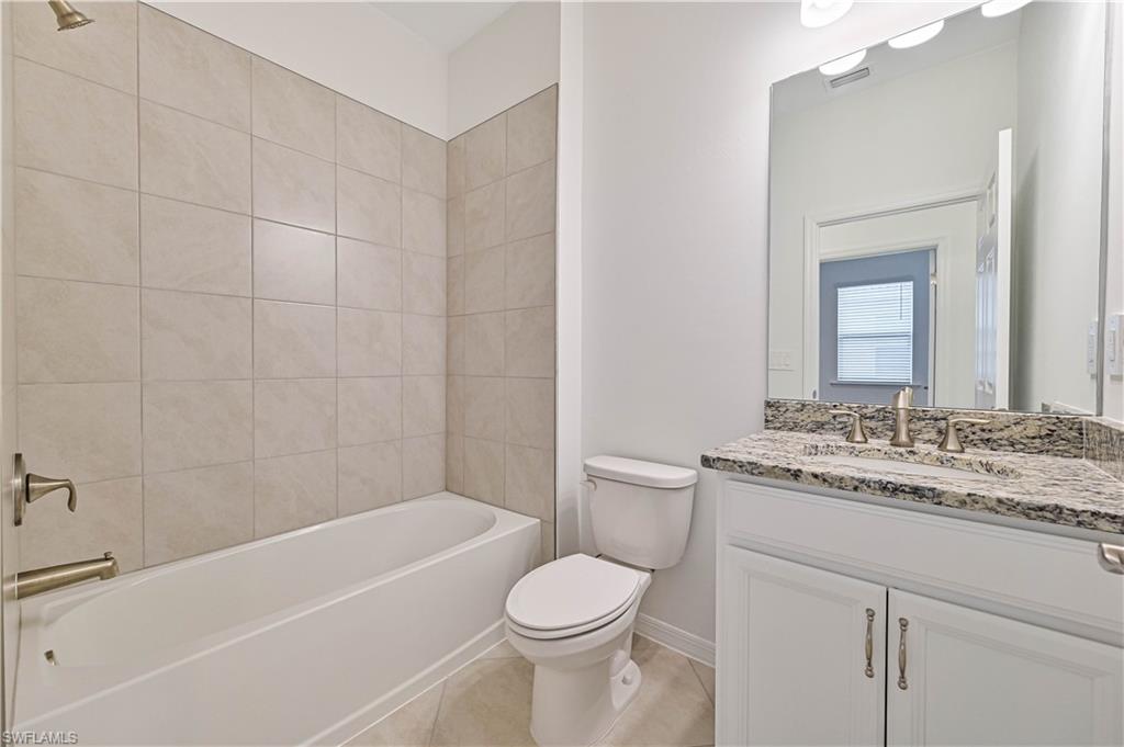 LINDSFORD - Residential Lease