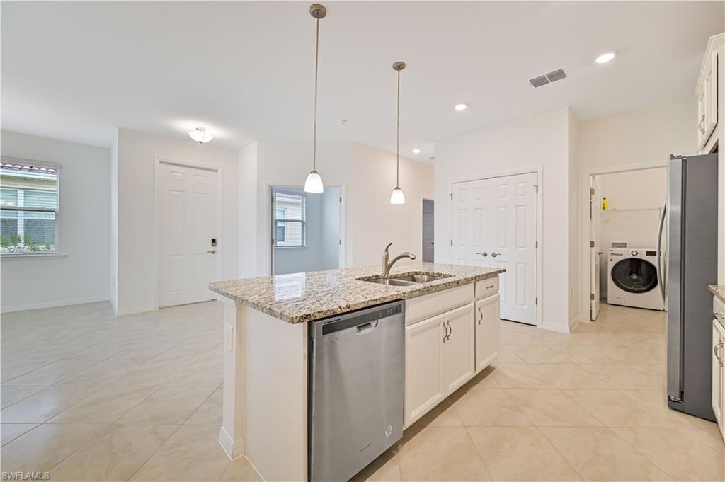 LINDSFORD - Residential Lease