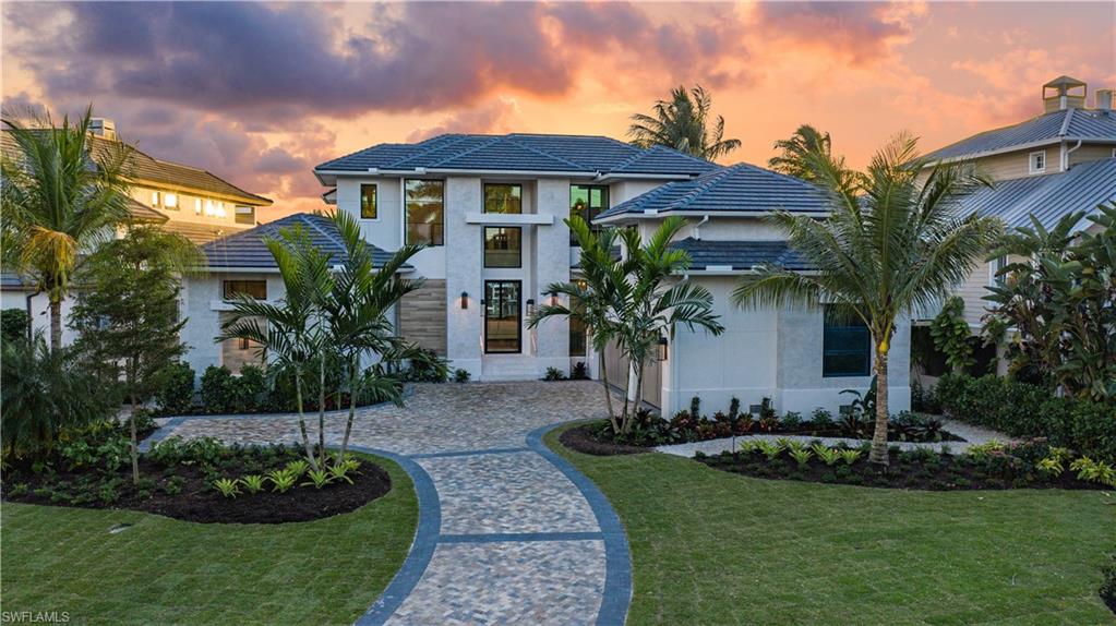 AQUALANE SHORES - Residential