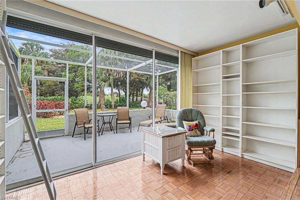 MONTEGO MANOR - Residential