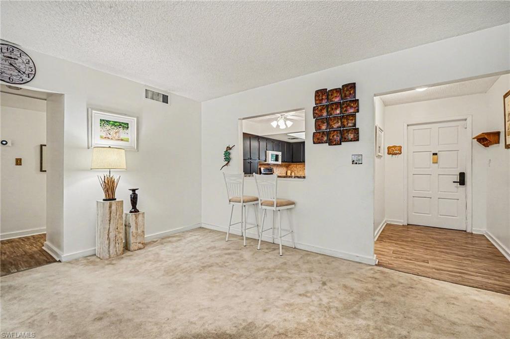 MONTEGO MANOR - Residential