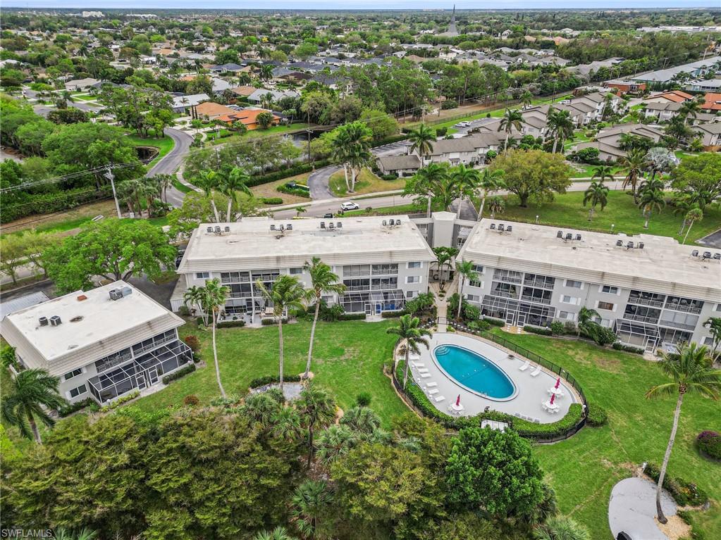 MONTEGO MANOR - Residential