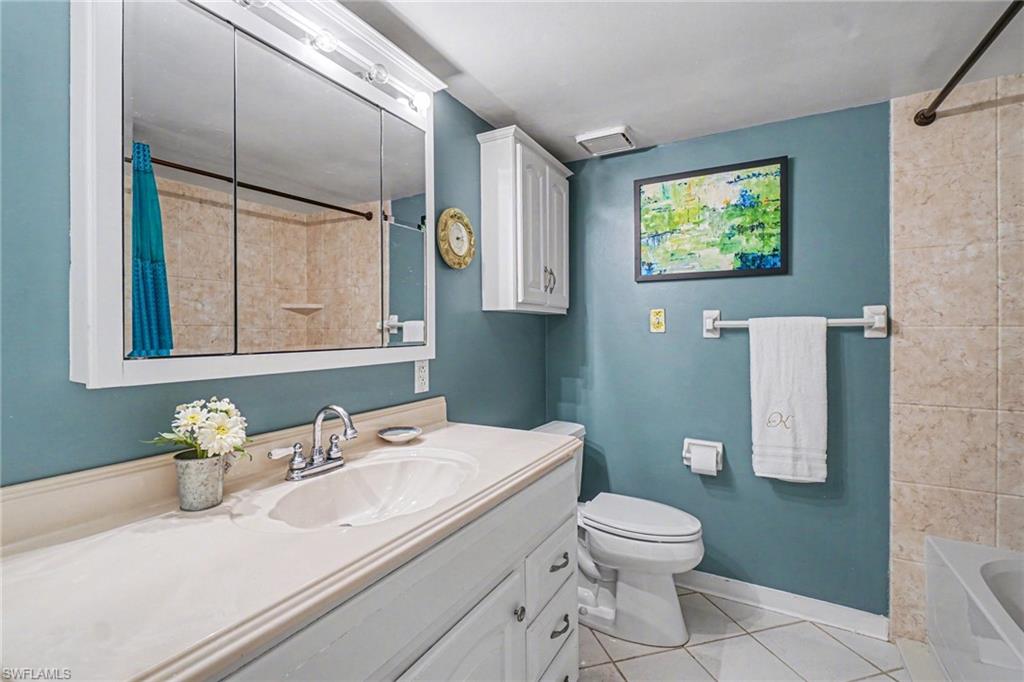 MONTEGO MANOR - Residential