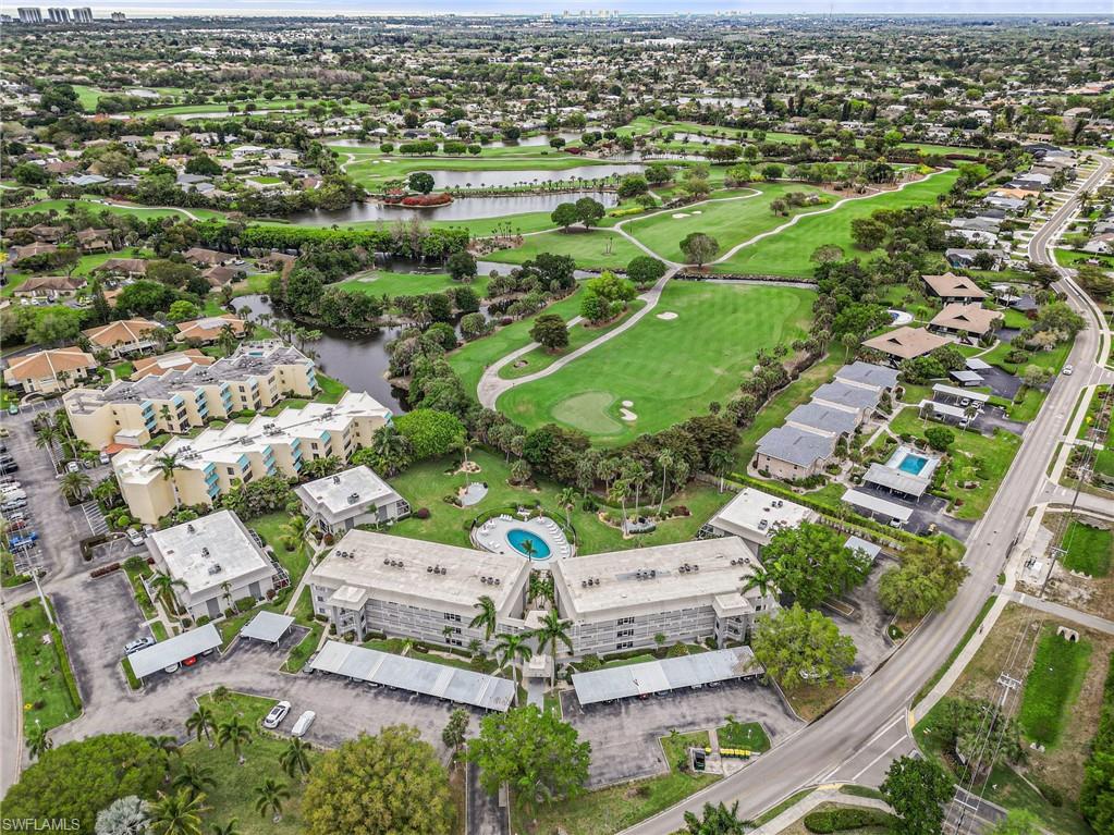 MONTEGO MANOR - Residential