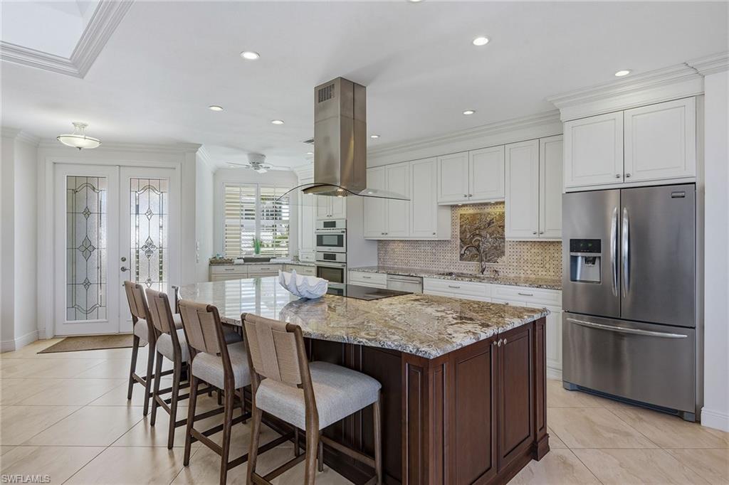 824 Hideaway CIR E 324