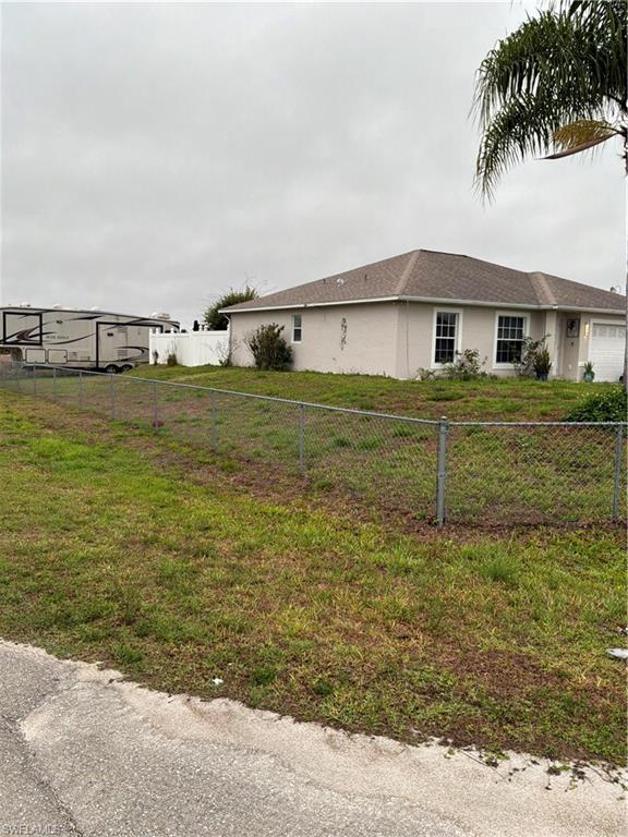 LEHIGH ACRES - Residential