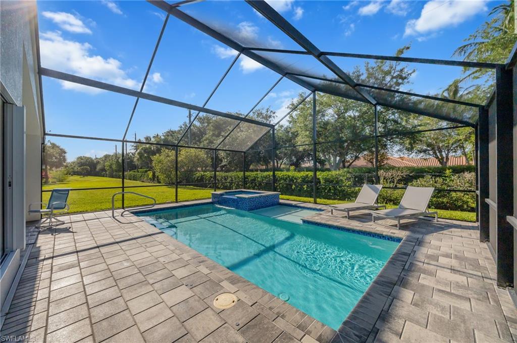 SATURNIA LAKES - Residential