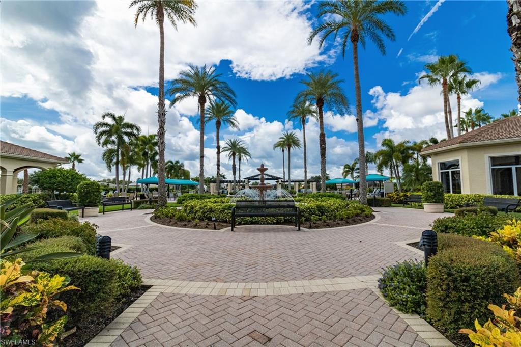 SATURNIA LAKES - Residential