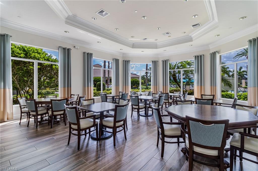 SATURNIA LAKES - Residential