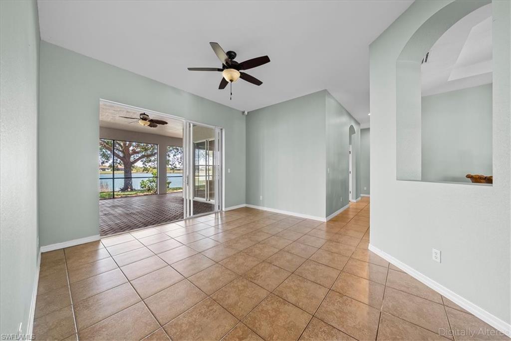 VALENCIA LAKES - Residential