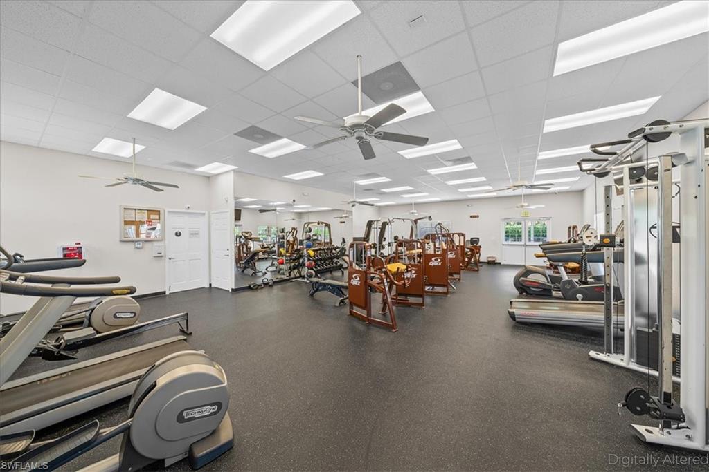 VALENCIA LAKES - Residential