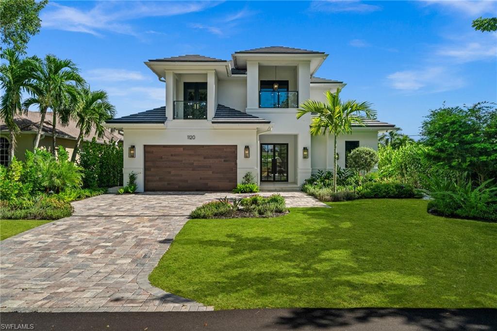 1120 10th AVE N