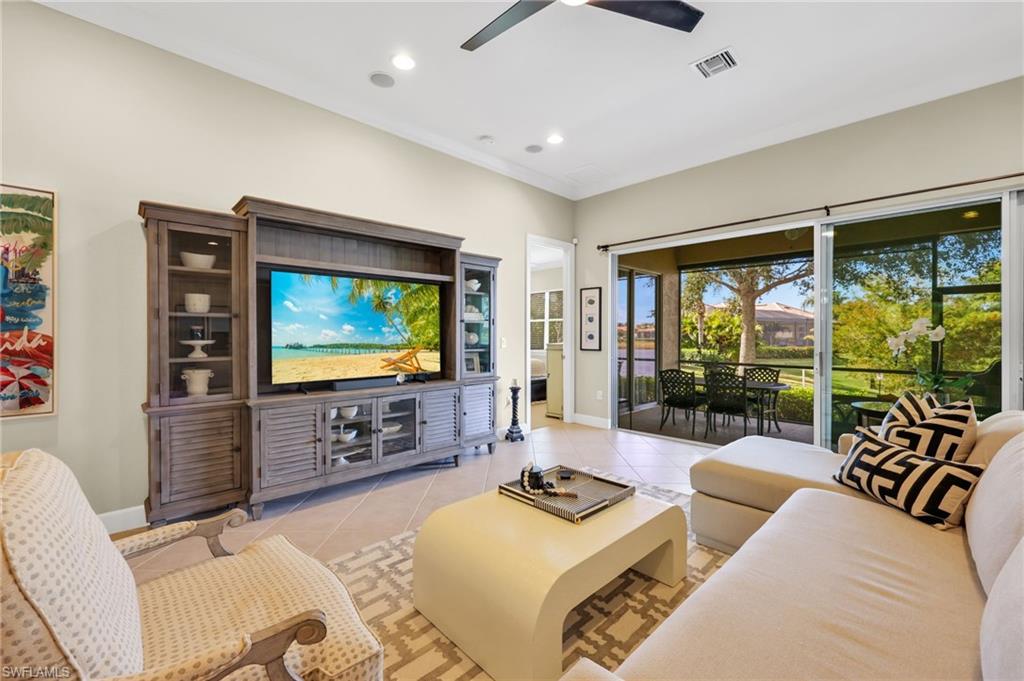 EMERSON SQUARE - Residential Lease