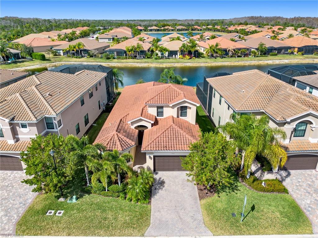 MARINA BAY - Residential