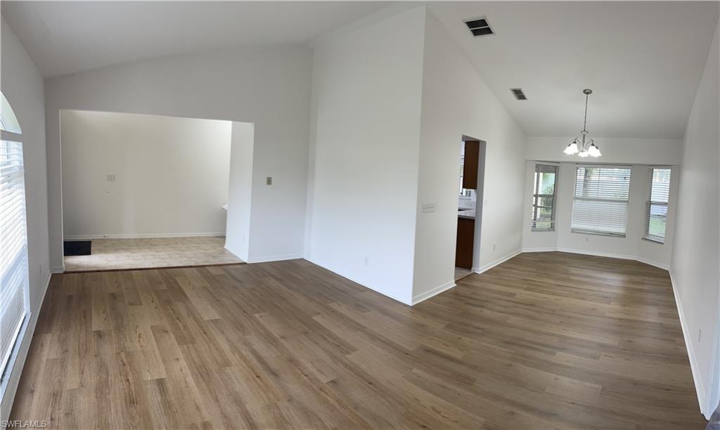 COUNTRY OAKS - Residential Lease