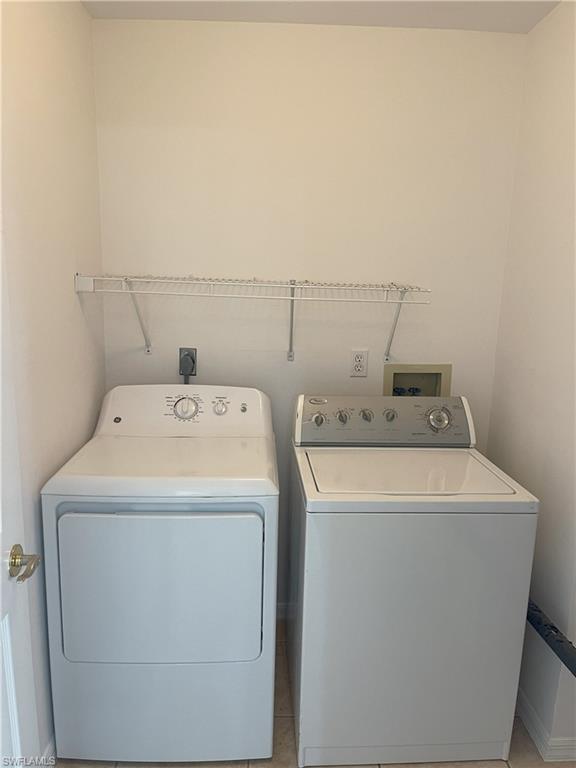 COUNTRY OAKS - Residential Lease