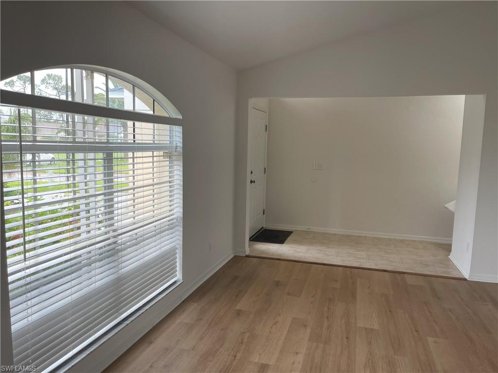 COUNTRY OAKS - Residential Lease