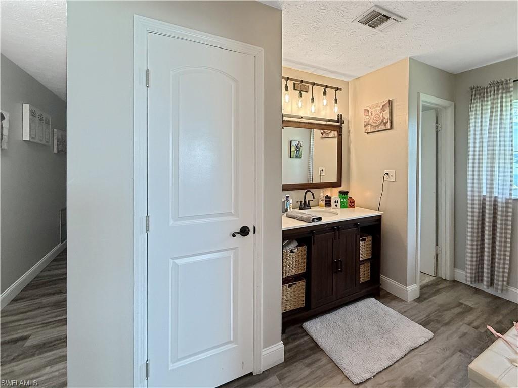 RIDGEVIEW ESTATES - Residential