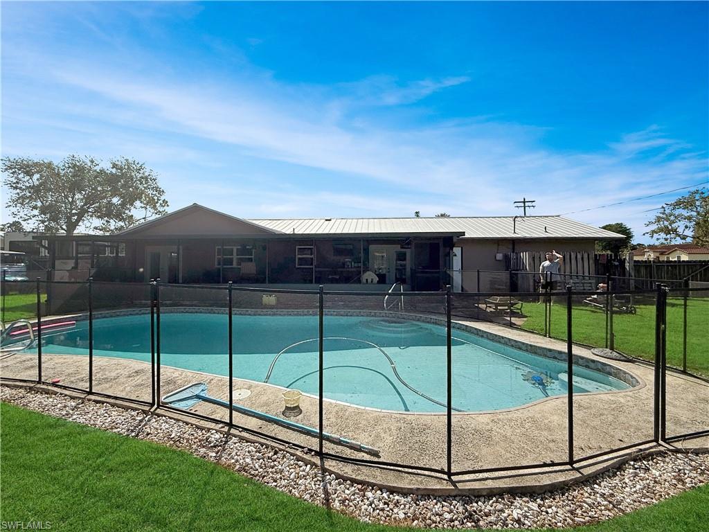 RIDGEVIEW ESTATES - Residential