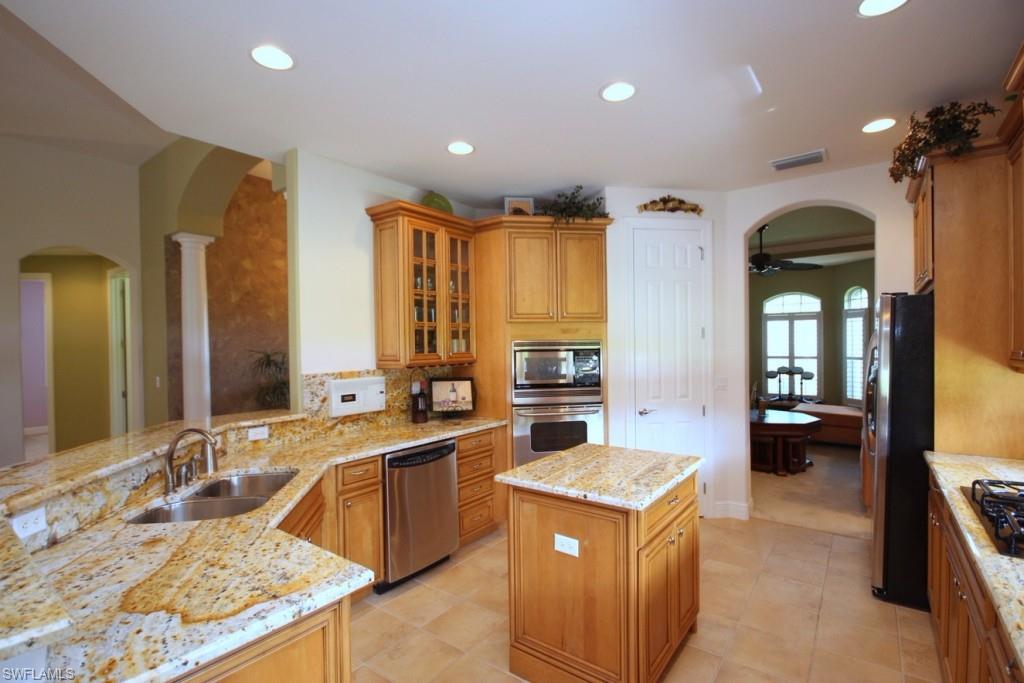 BELLE LAGO - Residential