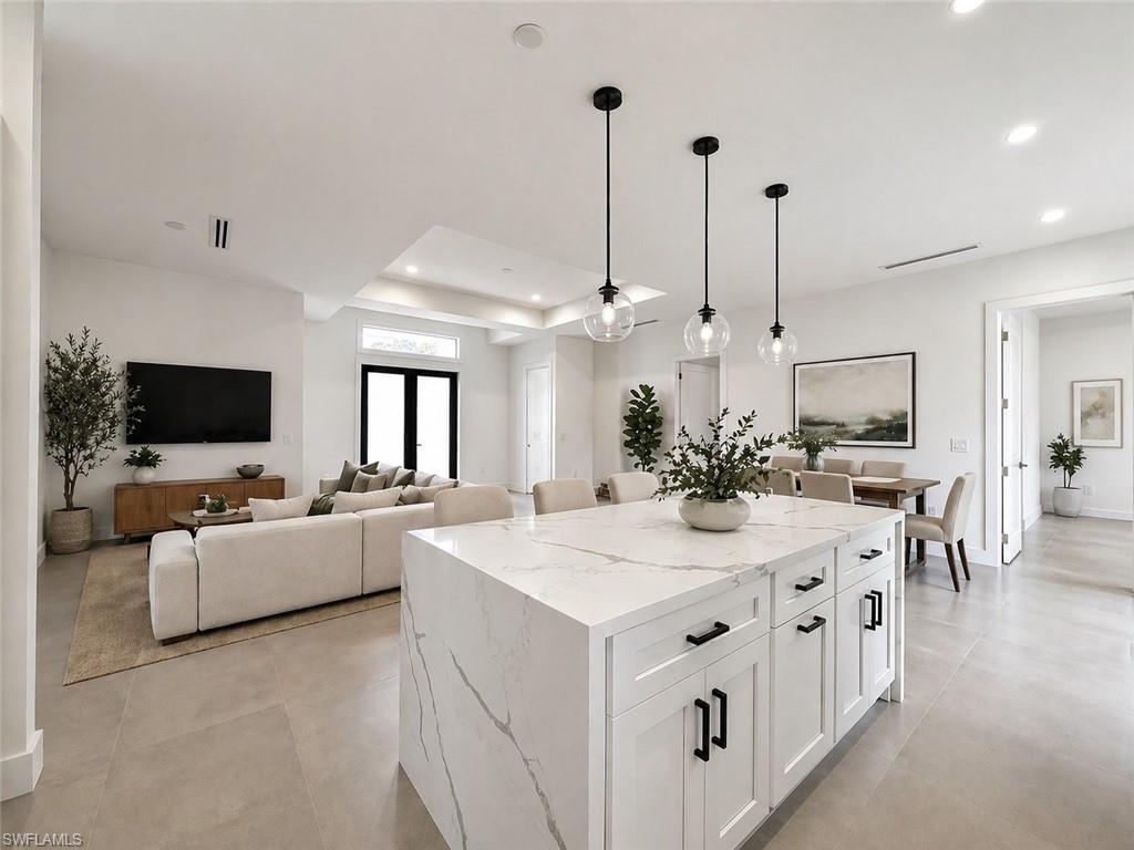 GOLDEN GATE ESTATES - Residential