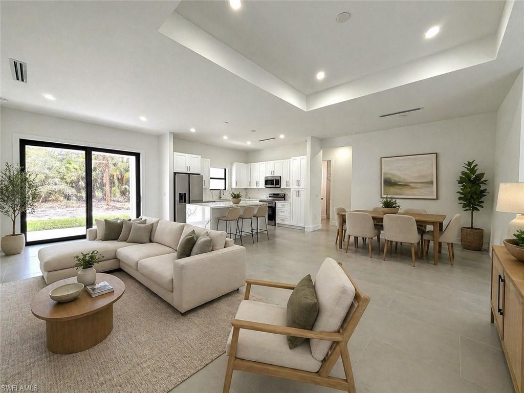 GOLDEN GATE ESTATES - Residential