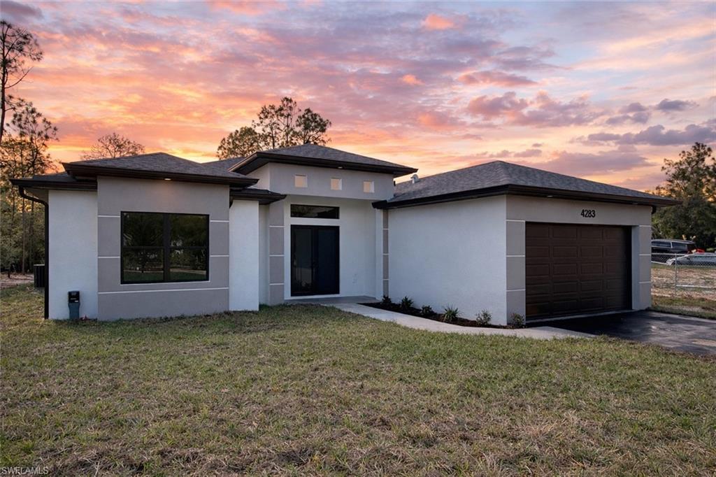 GOLDEN GATE ESTATES - Residential