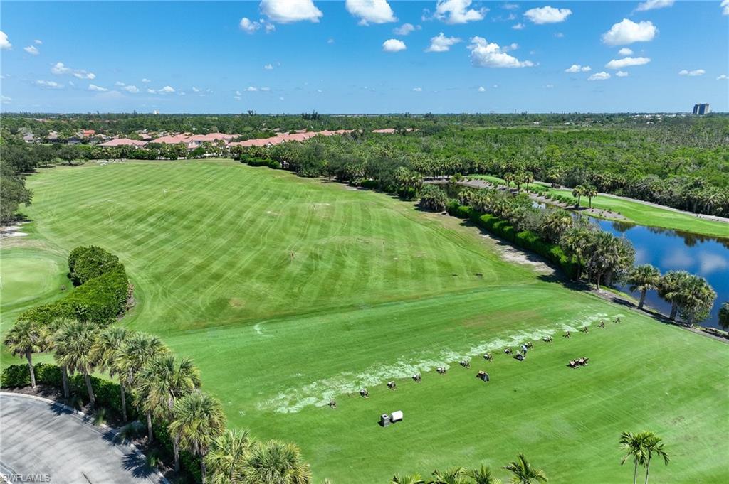 OXFORD POINTE - Residential