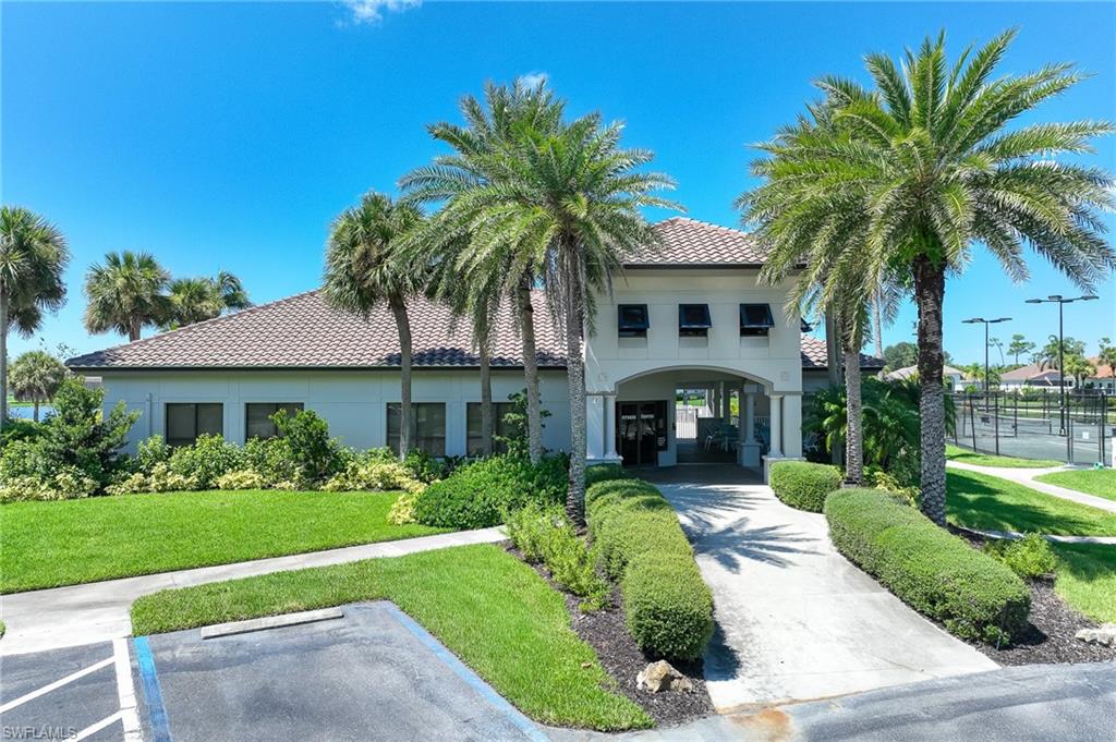 OXFORD POINTE - Residential