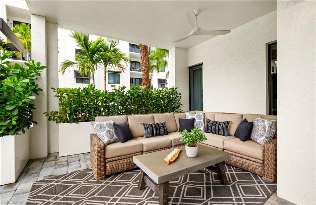 ELEVEN ELEVEN CENTRAL - Residential