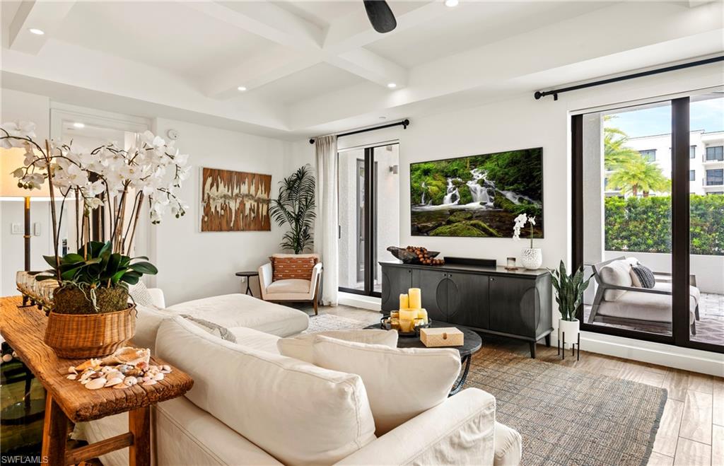 ELEVEN ELEVEN CENTRAL - Residential