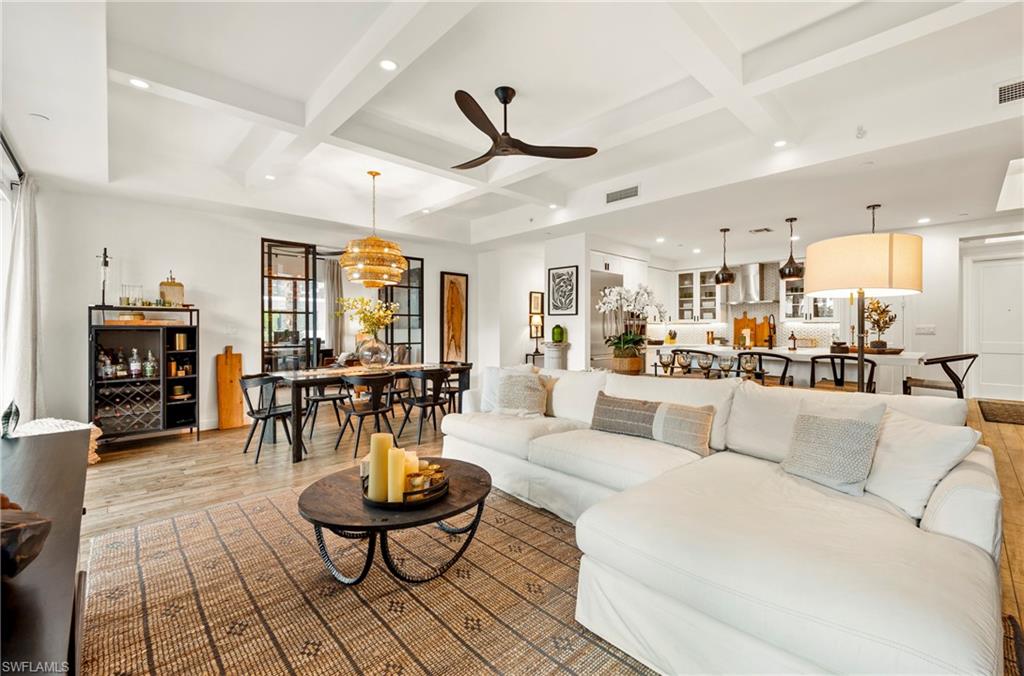 ELEVEN ELEVEN CENTRAL - Residential