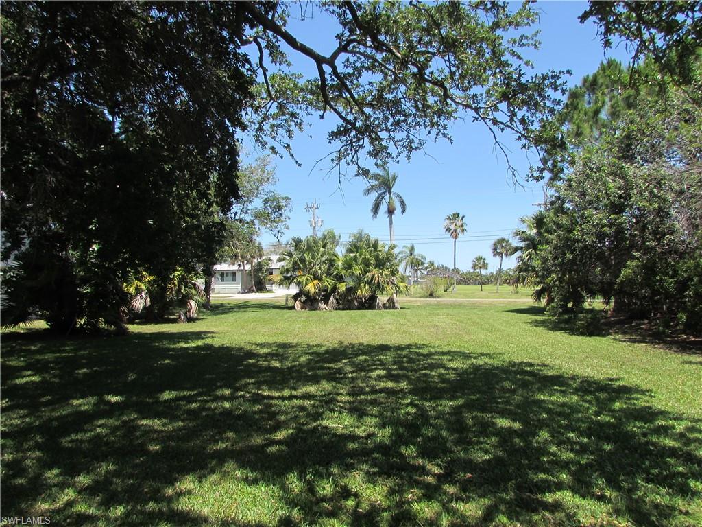 ISLE OF PINES - Land