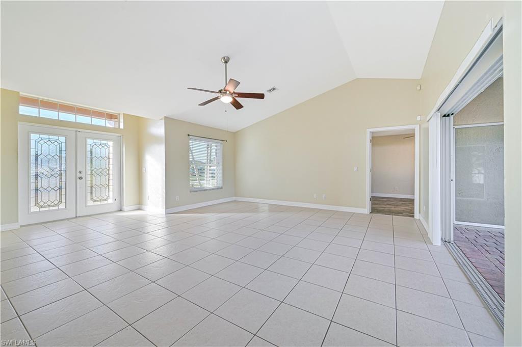 CAPE CORAL - Residential