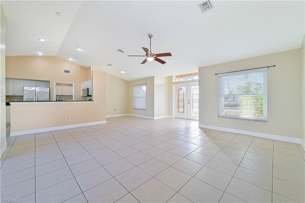 CAPE CORAL - Residential
