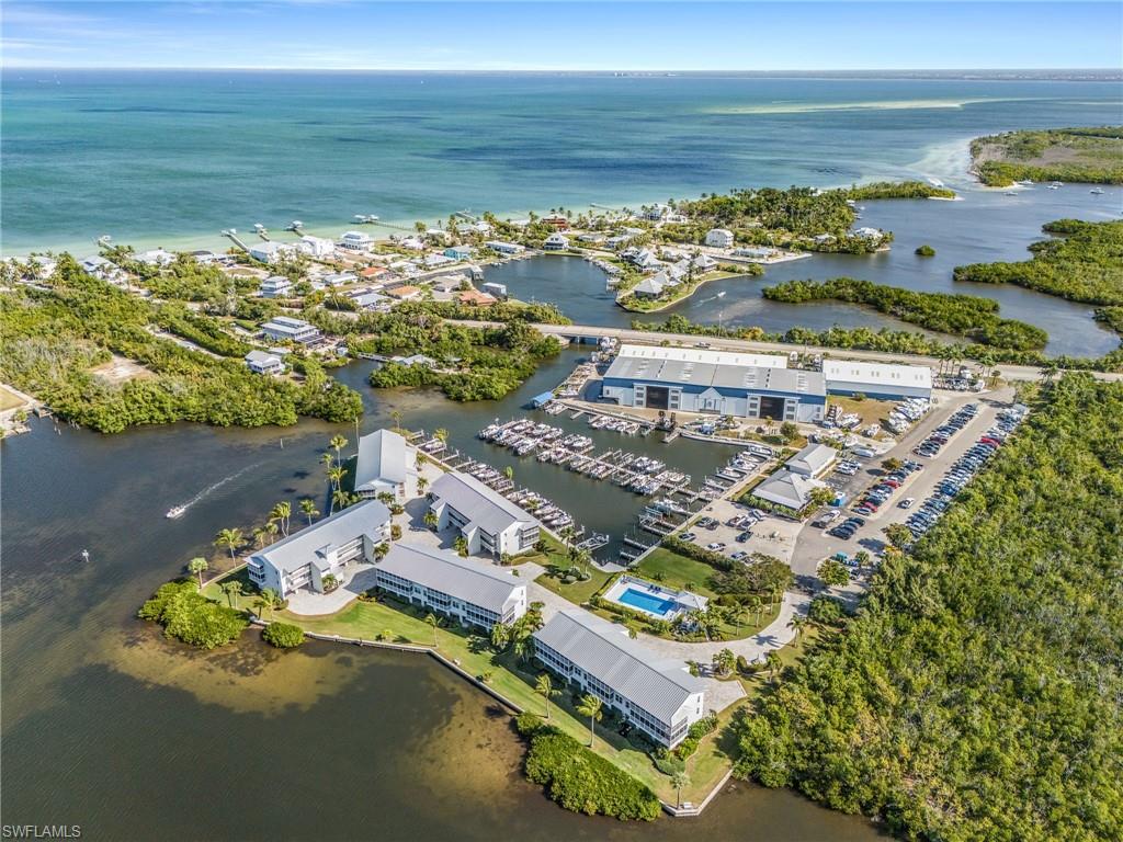 FOUR WINDS MARINA NORTH CONDO - Residential