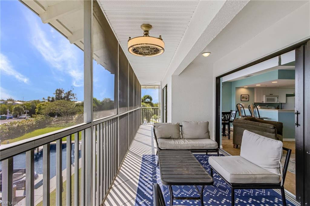 FOUR WINDS MARINA NORTH CONDO - Residential