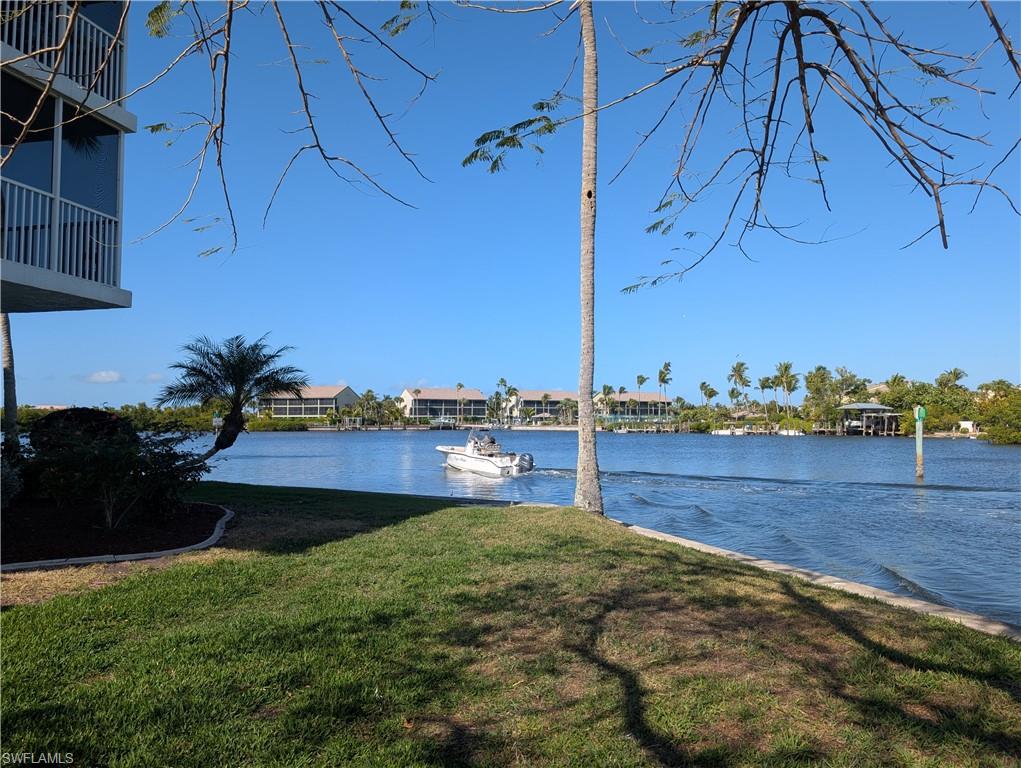 FOUR WINDS MARINA NORTH CONDO - Residential