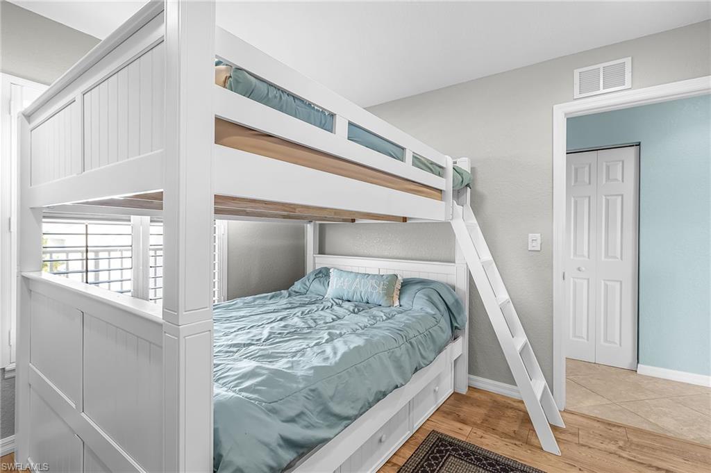 FOUR WINDS MARINA NORTH CONDO - Residential