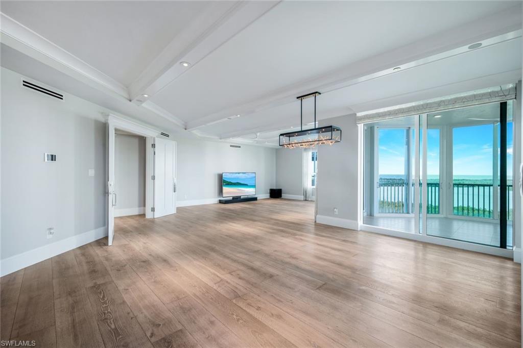 GRANDE EXCELSIOR - Residential