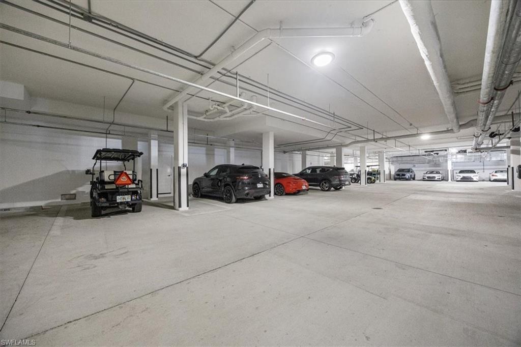 QUATTRO AT NAPLES SQUARE - Residential