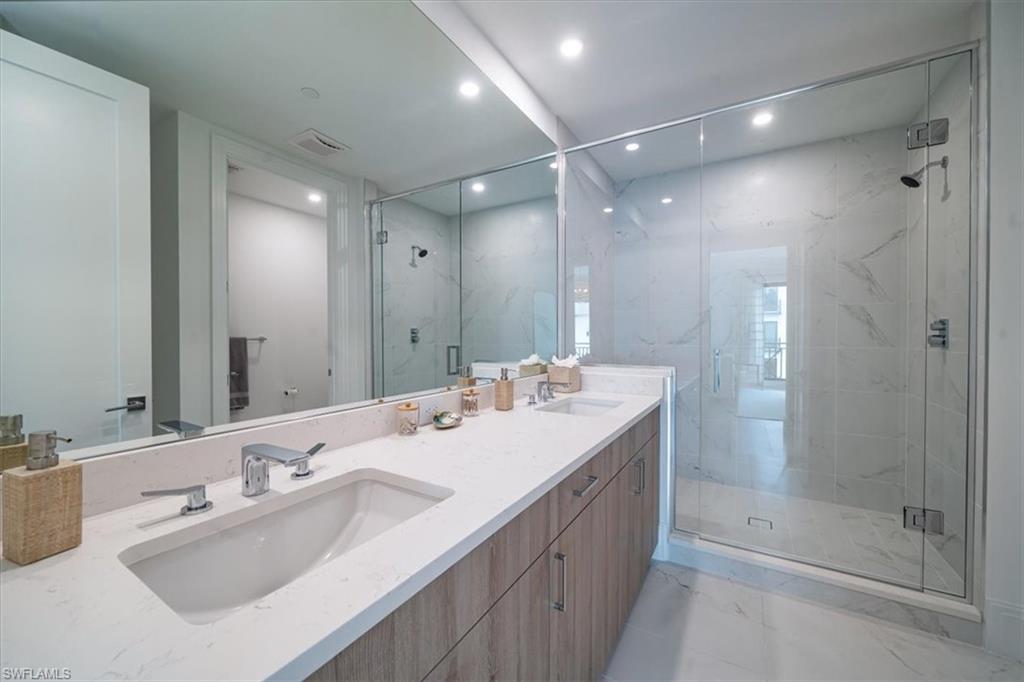 QUATTRO AT NAPLES SQUARE - Residential